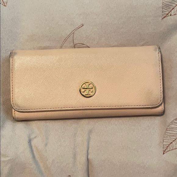 Tory Burch Handbags - Tory Burch wallet